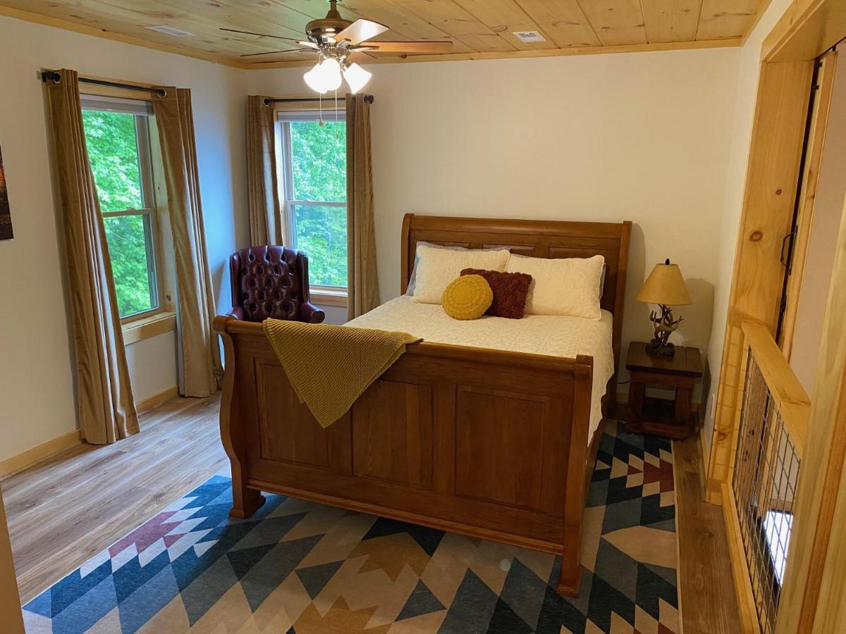 Blue Sky Cabin - Built In 2023 This 3 Bed 2,5 Bath Home Has Gorgeous Views Jefferson المظهر الخارجي الصورة